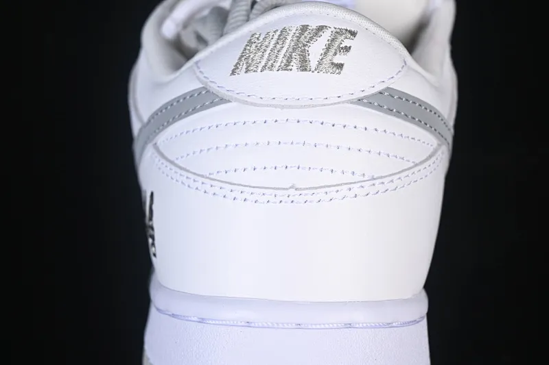 All categories Nk SB Dunk Series Nk SB Dunk Low low-top sneakers C version Supreme x Nike Dunk SB Dunk Low joint brown and yellow low-top casual skateboard shoes HQ8487-100